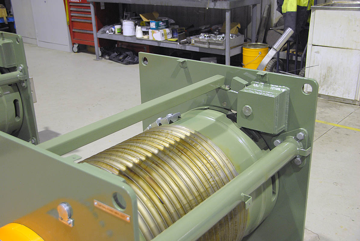 11t & 13.5t Take Up Winches and 630mm Sheaves 02.jpg