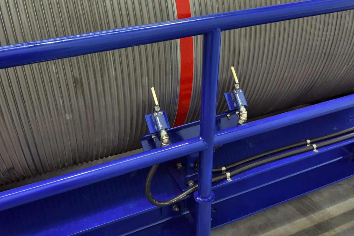 Decant Tower Operating Gate Hoist - Eilbeck Winch Facility 04.jpg