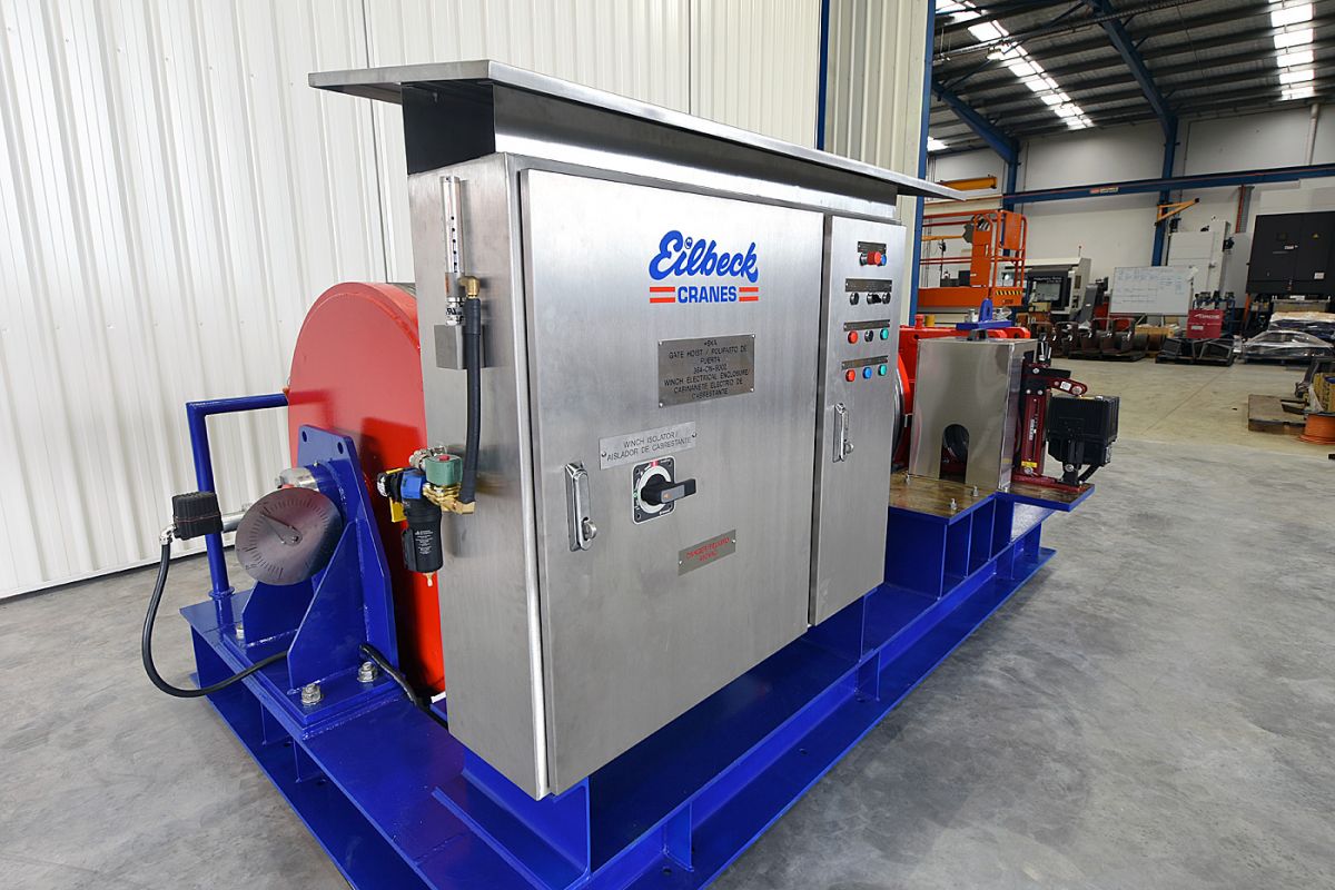 Decant Tower Operating Gate Hoist - Eilbeck Winch Facility 02.jpg